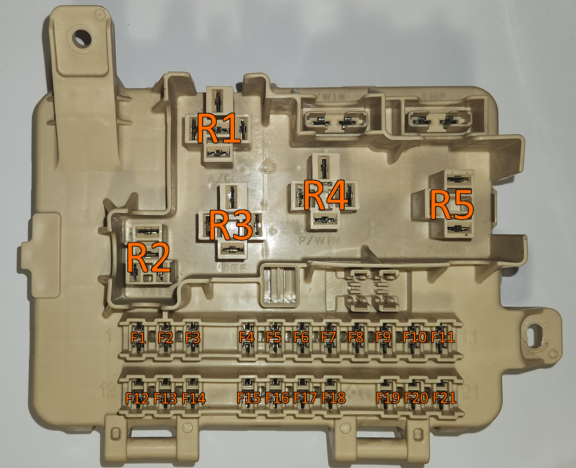 fuse and relay connector layout